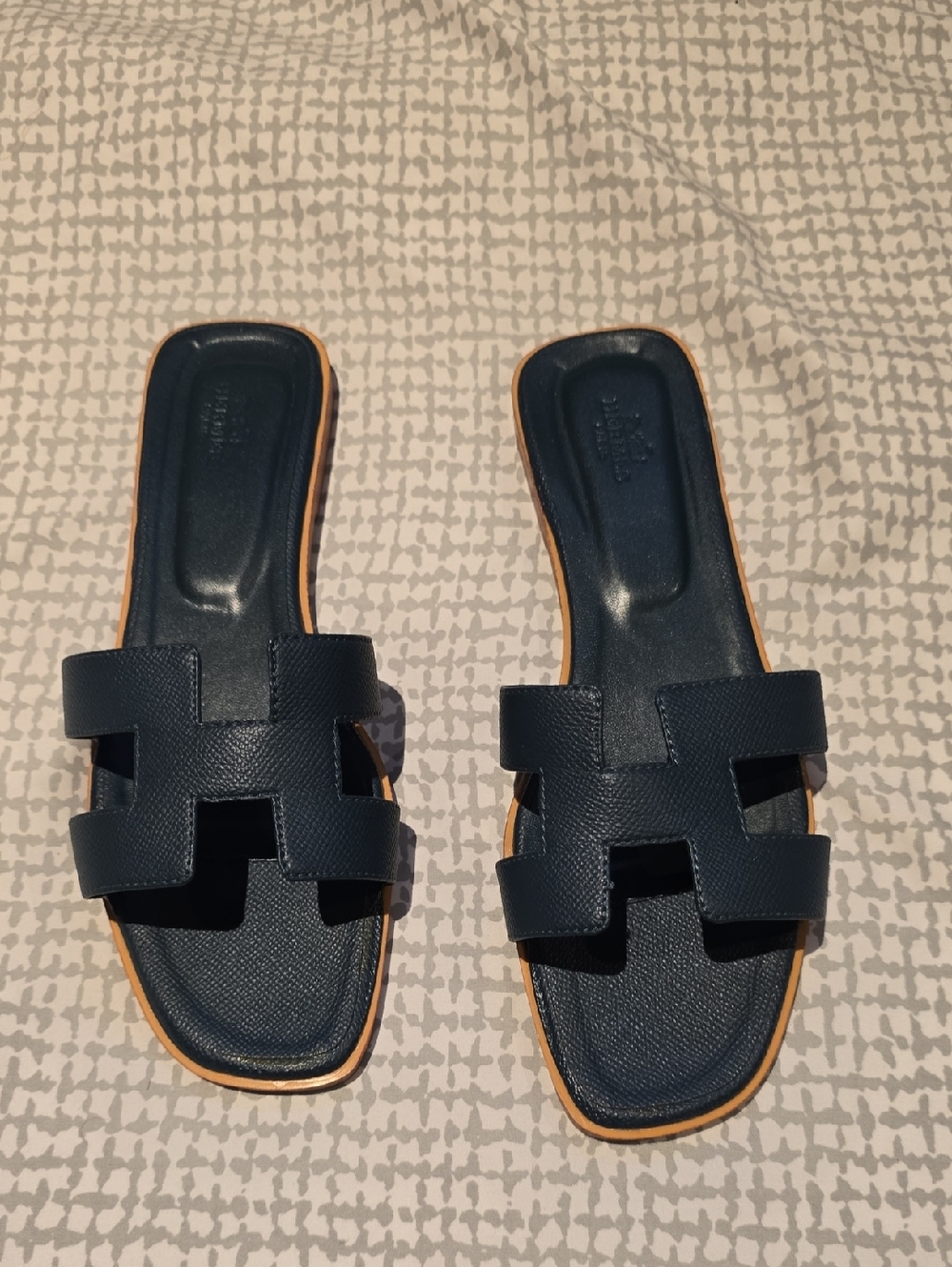 Hermès Oran Navy Leather Slide Sandals with Tan Sole